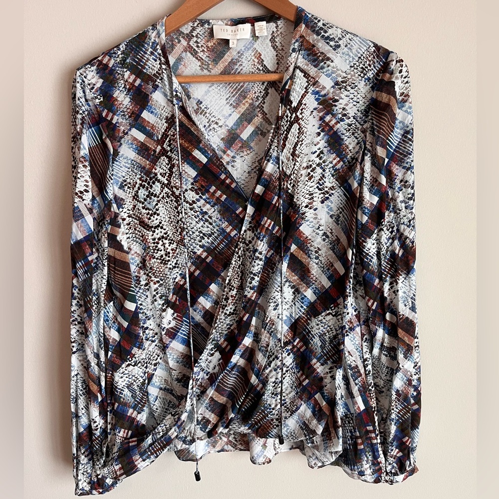 Ted Baker London Women's Lyzaa Quartz Printed Crossover Blouse Size 3 (US 8)